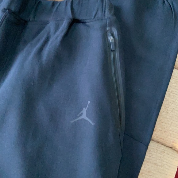 Jordan men’s joggers - Picture 2 of 12